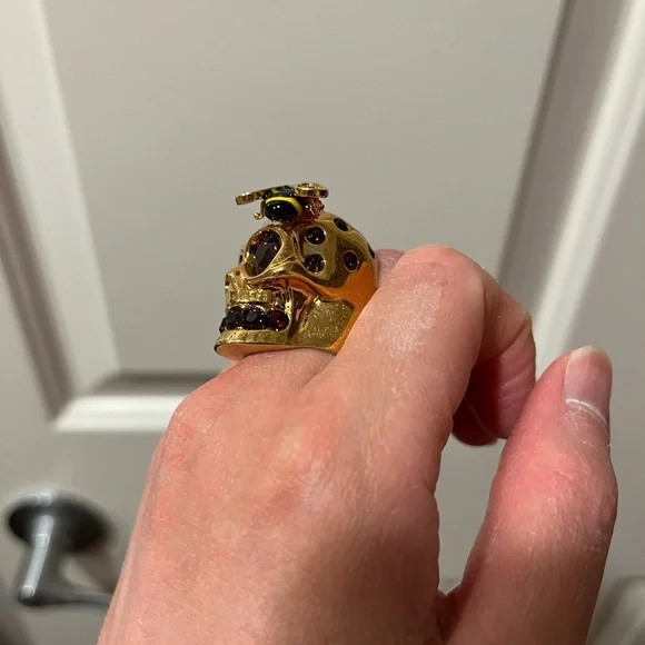 Alexander McQueen Gold Bee Skull Ring with Black and Red Accents - Picture 2 of 9